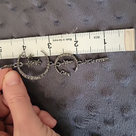 🤎 Sparkly Crescent Moon Earrings 🌙 - Picture 3 of 8